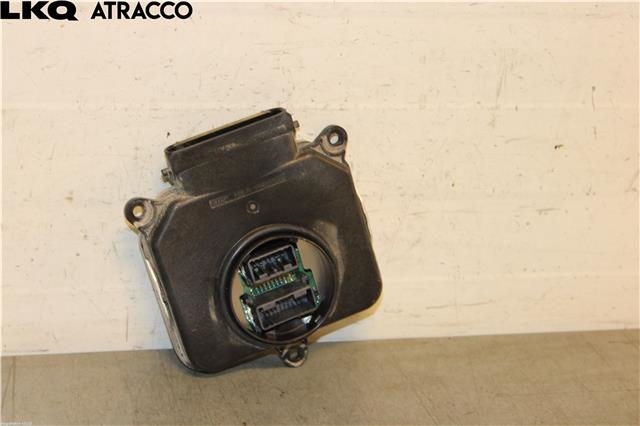 Styreenhet xenon/ballast til Toyota Yaris Cross (SUV) 2021-->>  (810560DP70|)