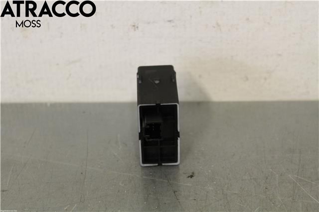 Bryter diverse til Nissan Qashqai 2010-2014 (Type I, Fase 2)  (25190JD00D|)