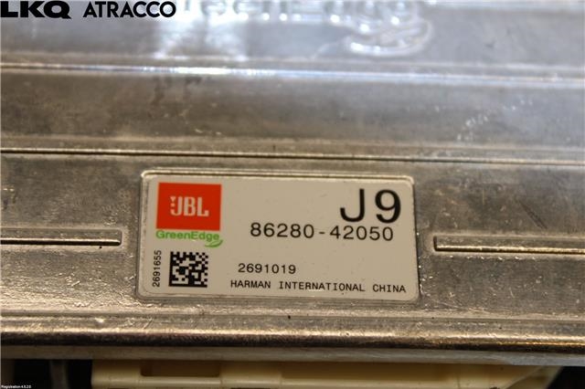 Bilstereo forsterker til Toyota RAV4 2016-2019 (Type IV, Fase 2)  (8628042050|)