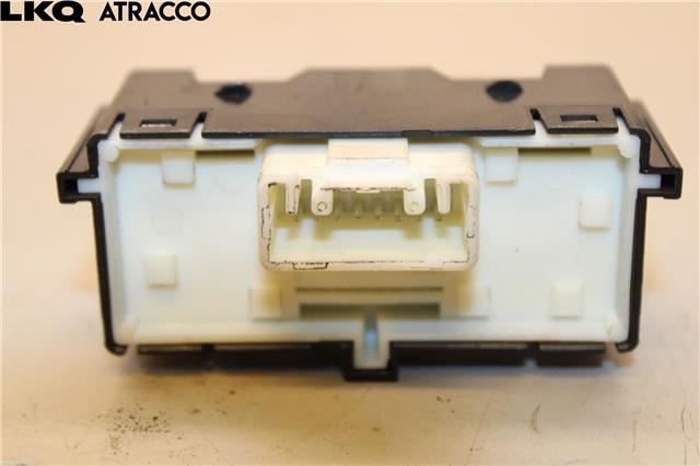 Diverse deler til Toyota Auris 2013-2015 (Type II, Fase 1)  (8497002060|)