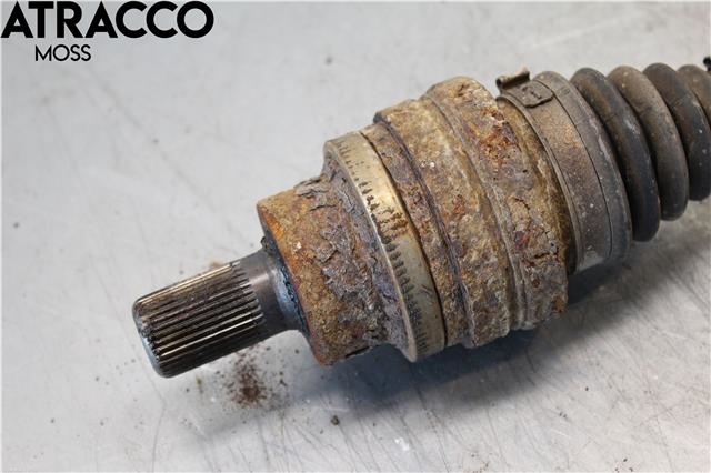 Drivaksel høyre bak til Volvo XC70 2008-2013 (Type II, Fase 1)  (36000931|)