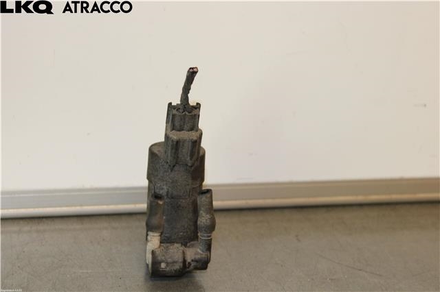 Spylerpumpe foran til Volvo V70 2007-2013 (Type III, Fase 1)  (31349228|)