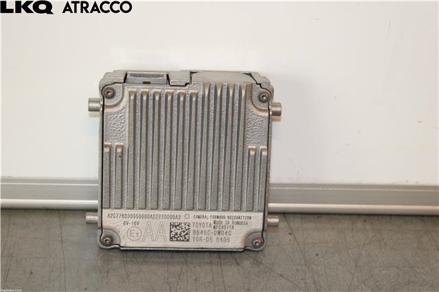 Kamera til Toyota Yaris 2020-->> (Type IV)  (8646C0W040|)