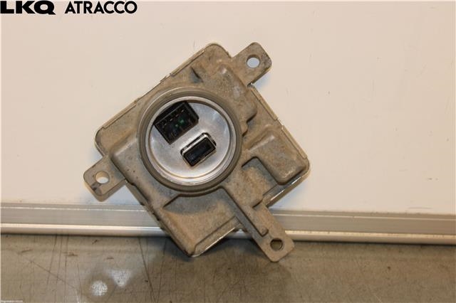 Styreenhet xenon/ballast til VW Golf VII 2012-2017 (Fase 1)  (8K0941597E|)