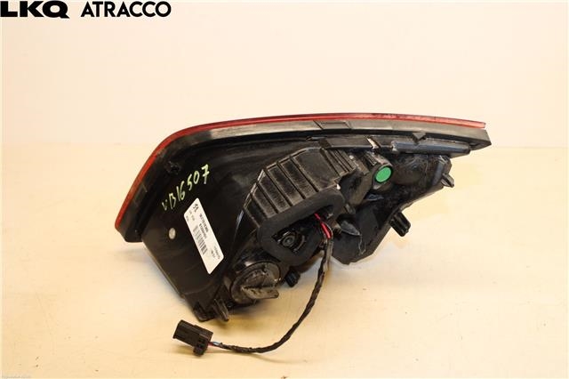 Baklykt venstre indre til Peugeot 308 2013-2021 (Type II)  (9677818380|)