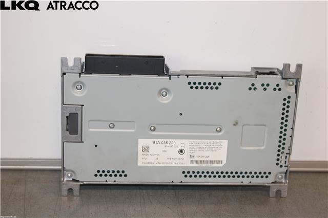 Bilstereo forsterker til Škoda Superb 2015-->> (Type III)  (81A035223|)