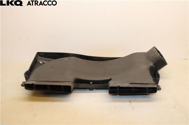 Diverse deler til BMW 3-Serie 2005-2011 (E90/E91/E92/E93) (E90/E91/E92/E93) (13717798772|)