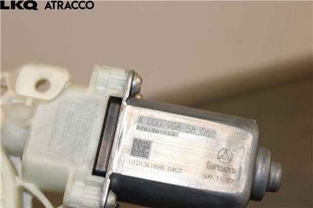 Ruteheis til Mercedes EQB 2022-->>  (A0009062910|)