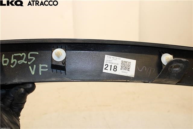 Diverse deler til Toyota RAV4 2019-->> (Type V)  (7560242170C0|)