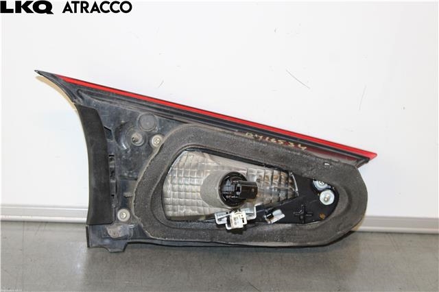Baklykt høyre indre til Mazda 3 2013-2016 (Type III, Fase 1)  (B45D513F0D|)