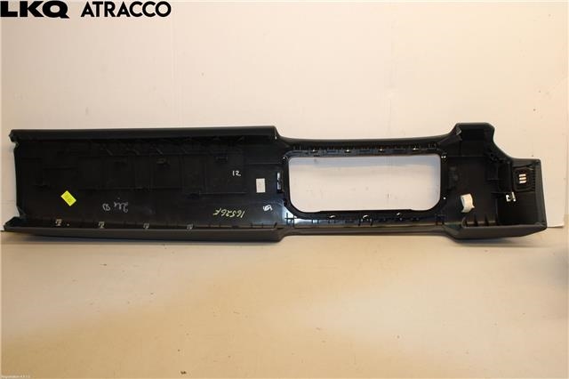 Diverse deler til Land Rover Range Rover Sport 2005-2013  (LR046713|)