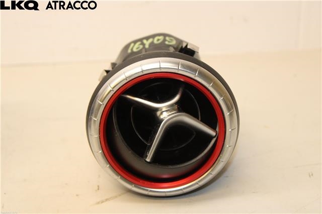 Dashbord friskluftdyse til Mercedes CLA 2013-2019 (C117) (C117) (A1178300354|)