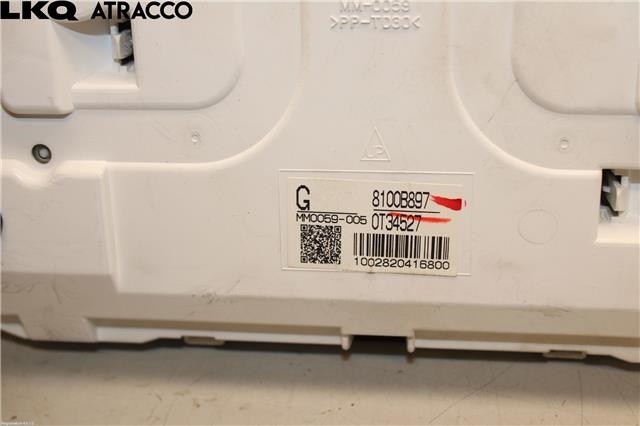 Instrumentpanel til Mitsubishi Outlander 2012-2015 (Type III, Fase 1)  (8100B897|)