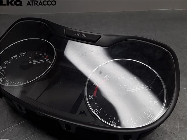 Instrumentpanel til Škoda Fabia 2014-2021 (Type III)  (6V0920740A|)