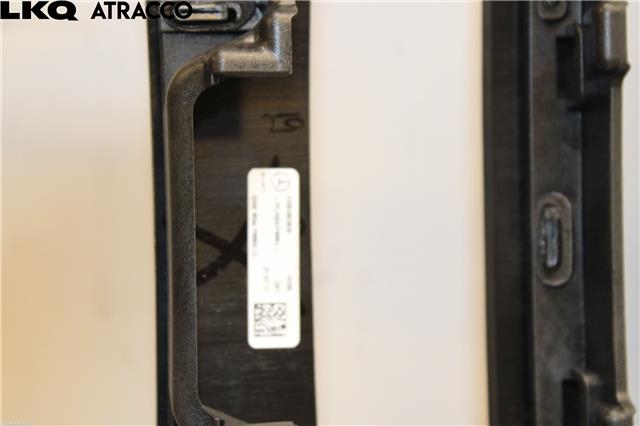 Dashbord friskluftdyse til Mercedes C-Klasse 2014-2018 (Fase 1) (W205) (W205) (A2058304604|)