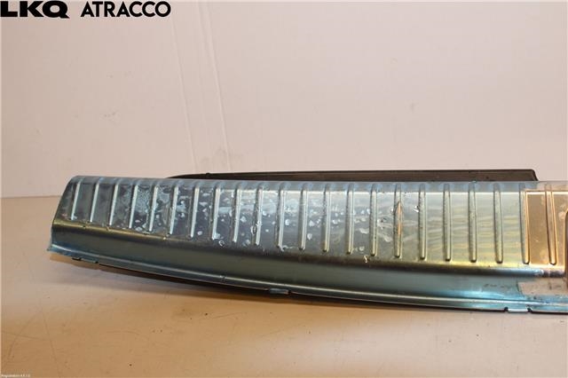 Bagasjerom teppe/gulvplate til Mercedes C-Klasse 2018-2021 (Fase 2) (W205) (W205) (A2056900505|)