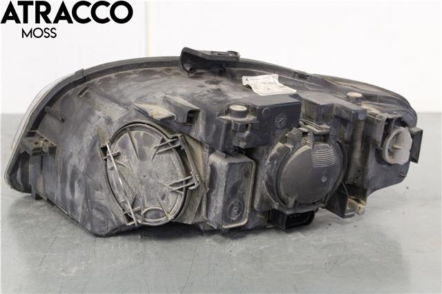Frontlykt høyre halogen til Audi A4 2004-2008 (Type III) (B7) (B7) (8E0941004AJ|)