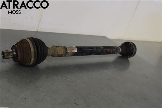 Drivaksel høyre foran til VW Golf, Plus/Cross, 2009-2013 (Fase 2)  (5Q0407272BN)