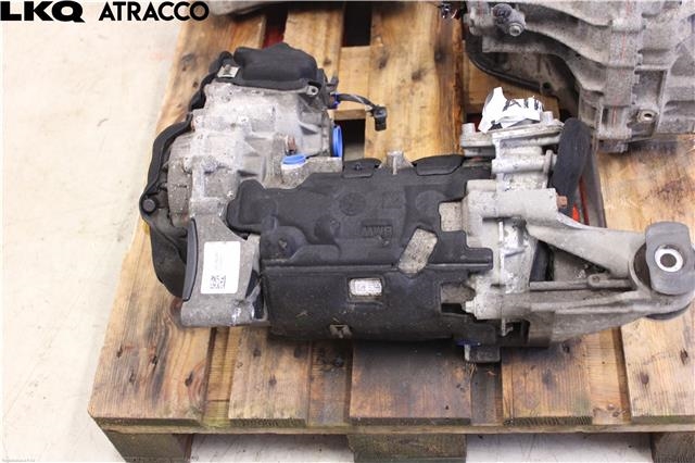 Motor elbil bak til BMW 2-Serie, 2014-2021 (F22/F23) (F22/F23) (12354A11D13)