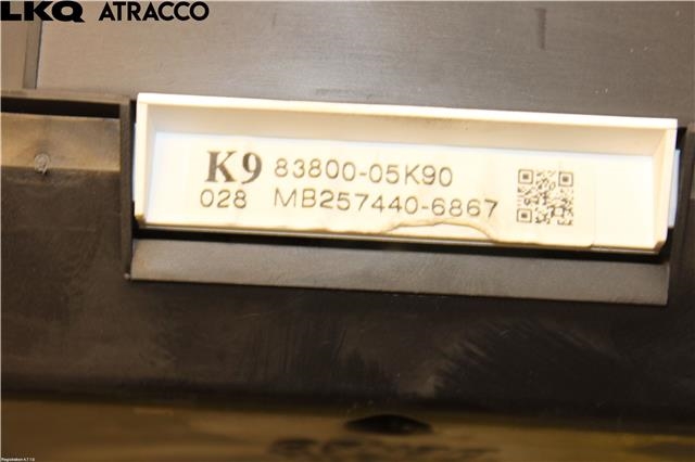 Instrumentpanel til Toyota Avensis 2009-2015 (Type III, Fase 1)  (8380005K90|)