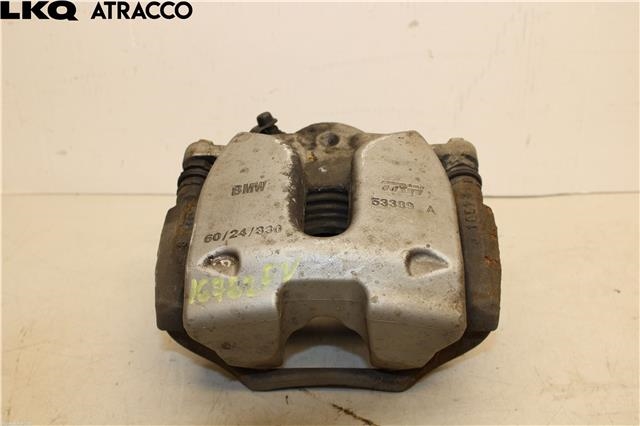 Bremsecaliper venstre foran til BMW 5-Serie 2017-->> (G30/G31) (G30/G31) (34106872799|)
