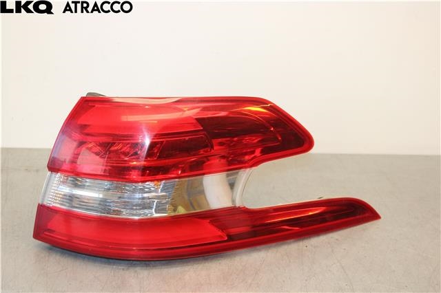 Baklykt høyre til Peugeot 308 2013-2021 (Type II) (9678093880|)