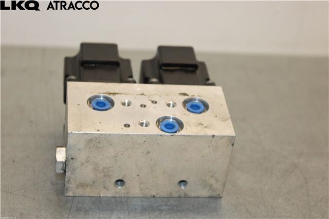 Diverse deler til VW ID.4 2020-->> (1EA816701D|)