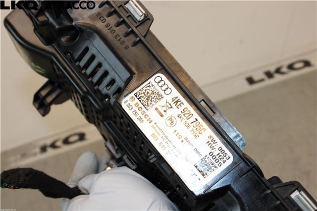 Instrumentpanel til Audi e-tron 2018-->>  (4KE920795D|)