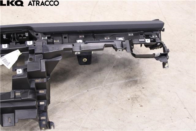 Dashbord til Audi e-tron 2018-->>  (4KL857001E|)