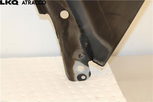 Skjerm venstre foran til Land Rover Discovery 2005-2009 (Type III)  (LR013932|)