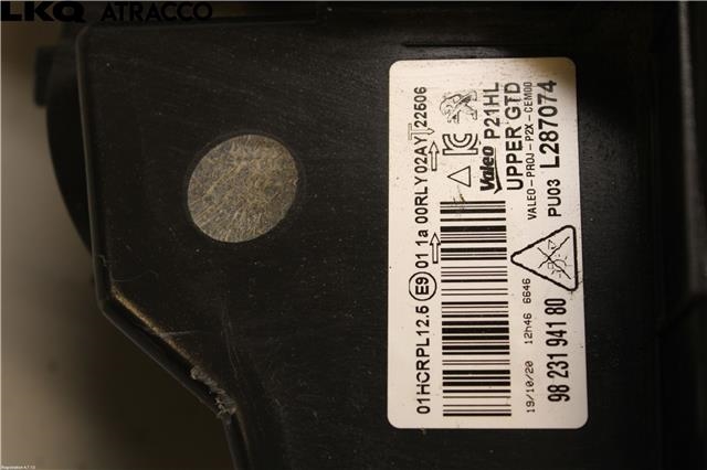 Frontlykt venstre halogen til Peugeot 2008 2019-->> (Type II)  (1656238680|)
