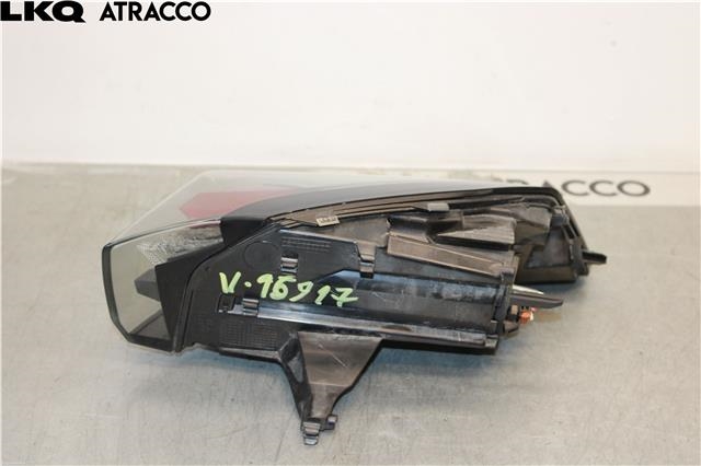 Baklykt venstre til Peugeot 2008 2019-->> (Type II)  (9838190580|)
