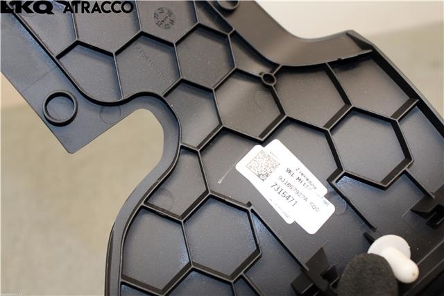 Diverse deler til Porsche Taycan 2019-->> (9J1857927A|)