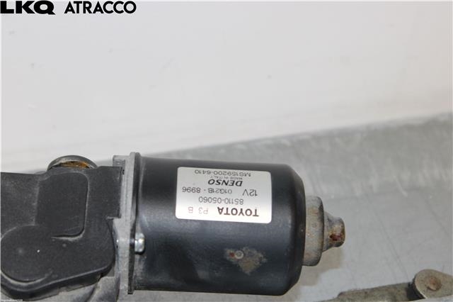 Viskermotor frontrute til Toyota Avensis 2003-2008 (Type II)  (8511005060|)