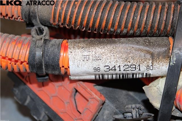 Batterilader inntak/luke til   0-->>  (9834129180|)