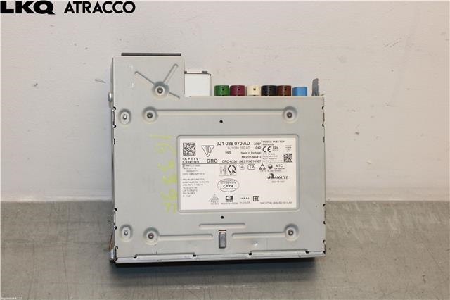 Bilstereo til Porsche Taycan, 2019-->> (9J1035070BF)