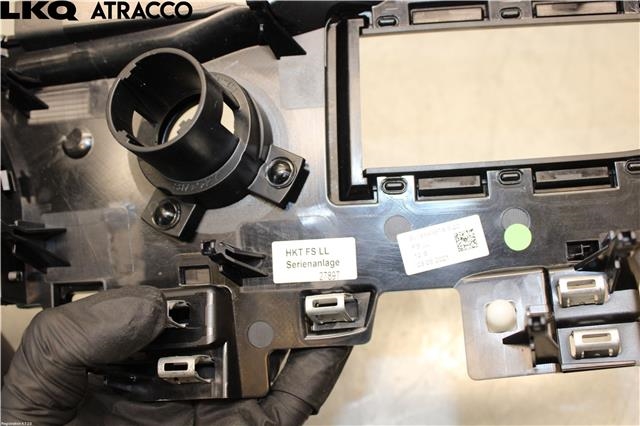 Dashbord diverse til Porsche Taycan 2019-->>  (9J1854397A|)