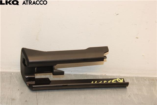 Diverse deler til Porsche Taycan, 2019-->> (9J1881350)