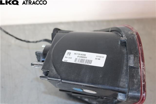 Baklykt høyre indre til Peugeot 308 2013-2021 (Type II)  (9677818280|)