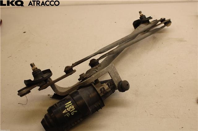 Viskermotor frontrute til Toyota RAV4 2006-2009 (Type III, Fase 1)  (8511042150|)