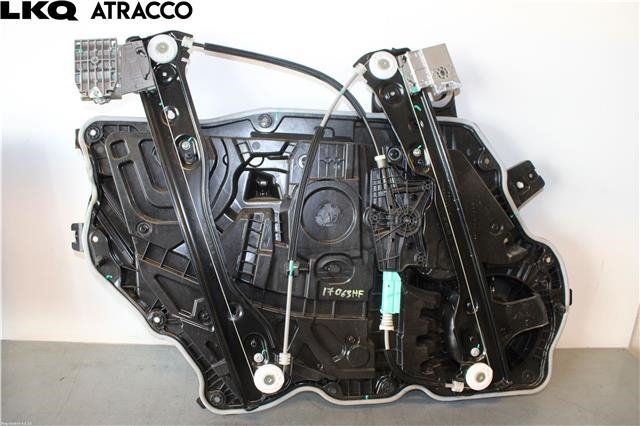 Ruteheis til Tesla Model Y 2021-2024 (Type I) (152680500C|)