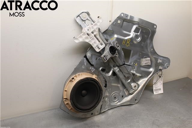 Ruteheis til Kia Sportage 2010-2016 (Type III)  (824713U000|)