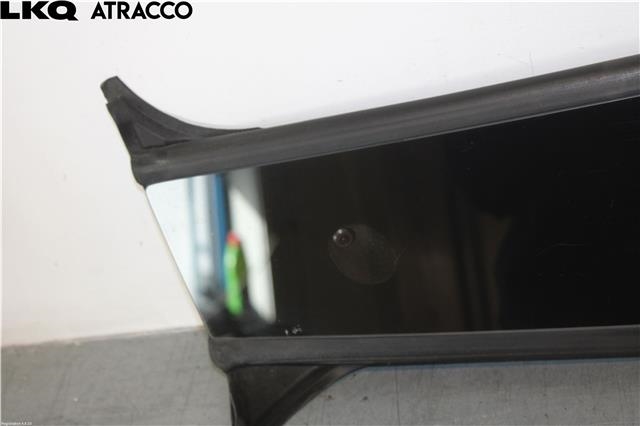 Diverse deler til Tesla Model Y 2021-2024 (Type I)  (149424000A|)