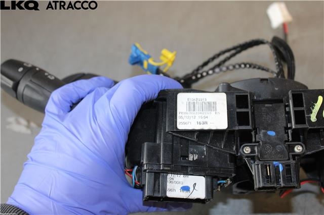Bryter combi til Renault Clio 2012-2016 (Type IV, Fase 1) (255671163R|)