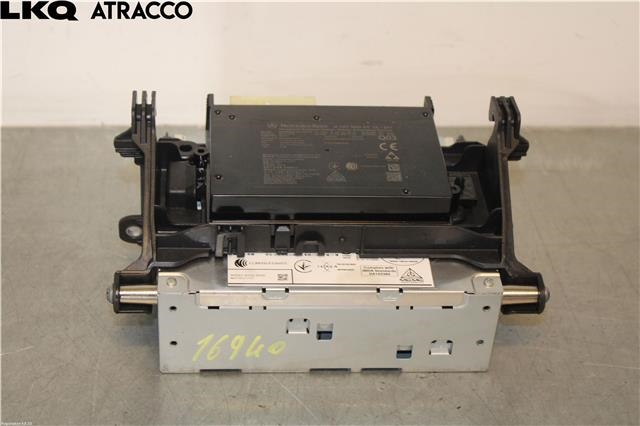 Bilstereo til Mercedes E-Klasse, 2016-2023 (W213) (W213) (A2139001336)