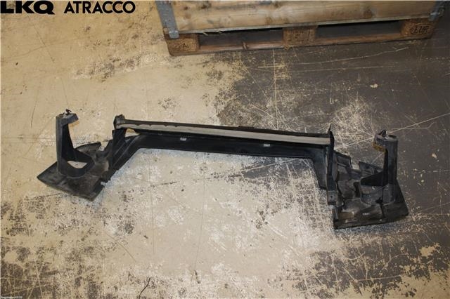 Frontplate nedre til Ford E-Transit 2022-->> (2544019|)