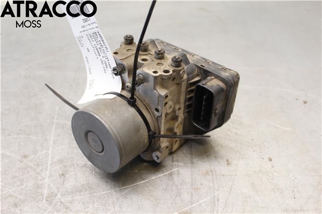 ABS sentral til Toyota RAV4, 2009-2013 (Type III, Fase 2)  (4405042351)