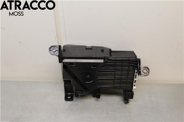 Multimedia display (MCU - Media Controller Unit) til Toyota Prius +7 2012-2020 (Type III) (stasjonsvogn) (stasjonsvogn) (8314447040|)