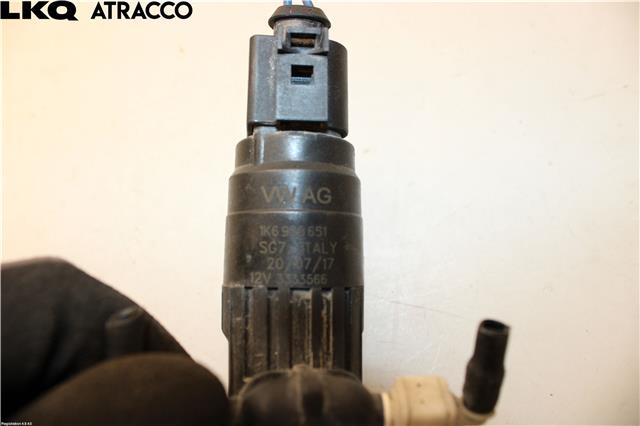 Spylerpumpe foran til Audi A3 2016-2020 (Type III, Fase 2)  (1K5955651|)