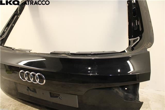 Bakluke til Audi A4 2015-2019 (Type V, Fase 1) (B9) (B9) (8W9827025B|)